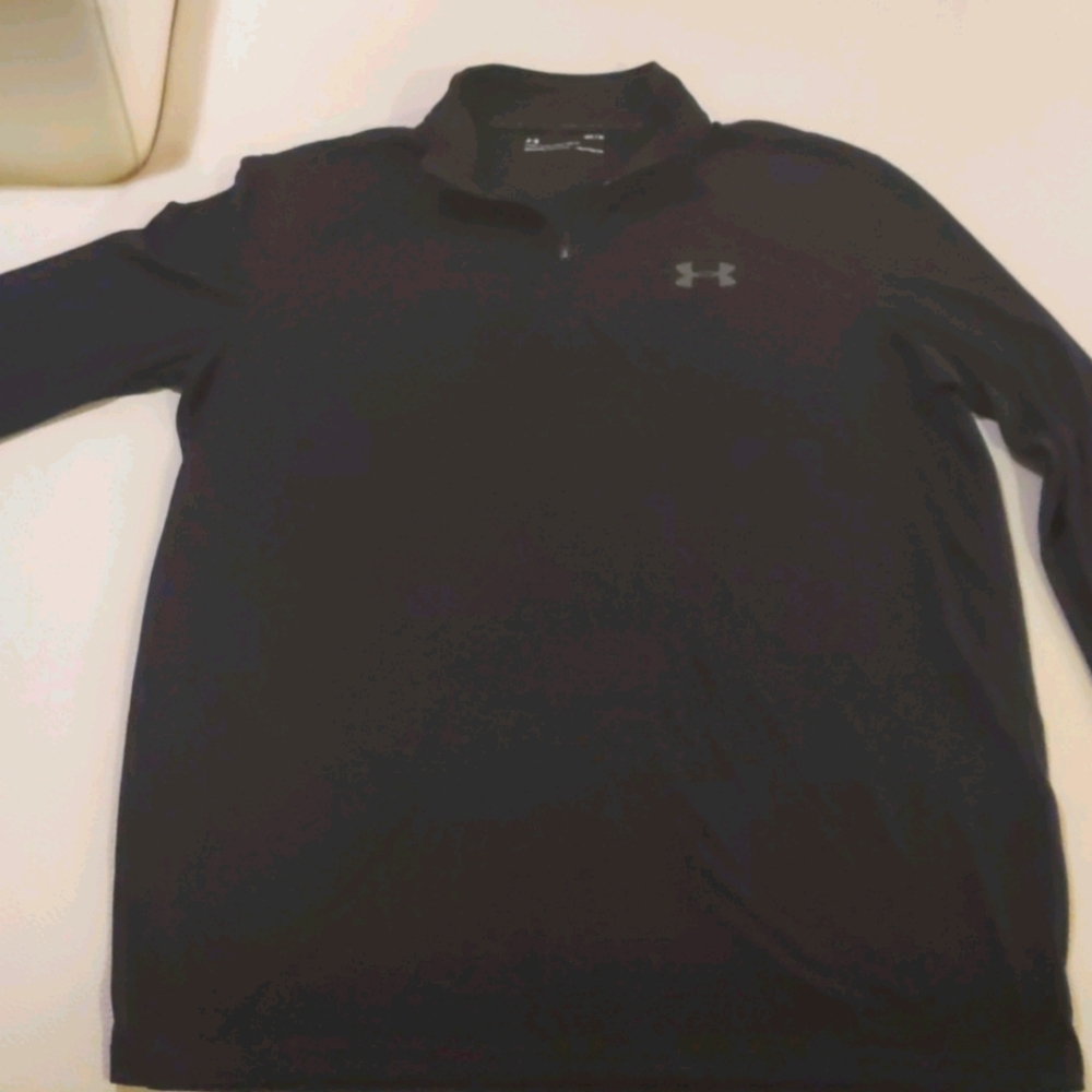 Black Under Armour Medium Pullover - image 1